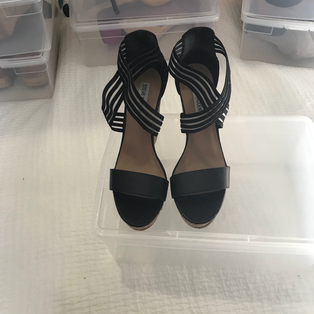 Steve Madden wedges